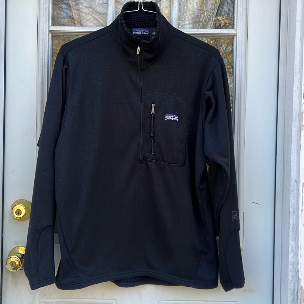 Patagonia R1 Fleece Pullover Black- Women’s Large